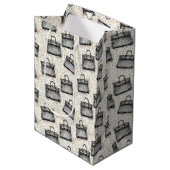 Luxuriöses Python-Handtaschenmuster auf rosa gespr Mittlere Geschenktüte (Vorderseite Schrägansicht)