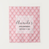 Luxuriöses rosa Tuflith Diamond Muster Wandteppich (Vorderseite)