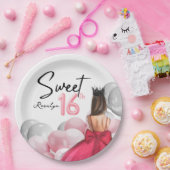 Luxuriöses Sweet 16 Rose Rosa Weißer Balloons Pappteller (Party)