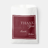 Luxury dark Red Old Money Wedding chandelier Geschenktütchen (Vorderseite)