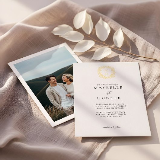 Luxury Floral Vine Crest Monogram Wedding Photo Folieneinladung