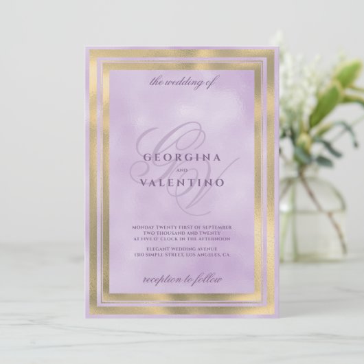 Luxury gold lavender monogram initials wedding einladung (Stehend Vorderseite)