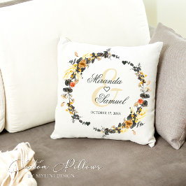 Luxury Golden Noir Wedding Monogram Kissen Kissen