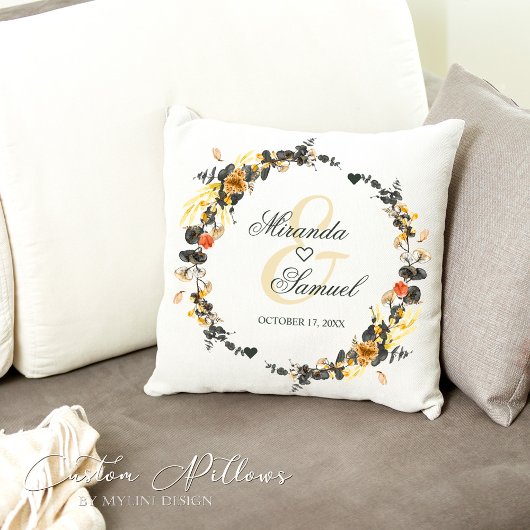 Luxury Golden Noir Wedding Monogram Kissen Kissen
