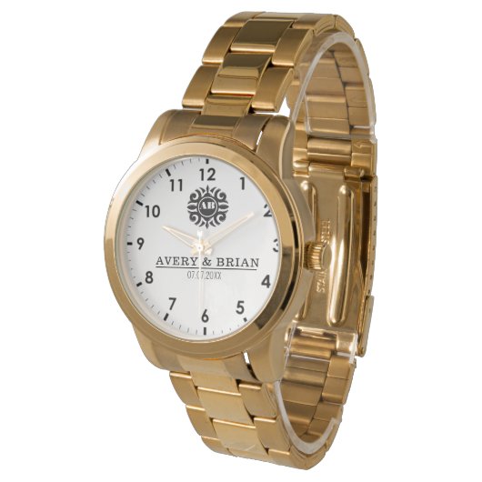 Luxury Monogram Letters with Couple's Names Armbanduhr (Schrägansicht)