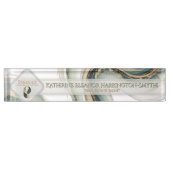 Luxury Sage Gold Marble Sleek Realtor Office Logo Namensplakette (Vorderseite)