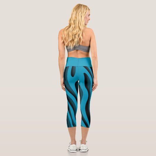 Luxury Soft Blue 3D Zebra Wave Capri Leggings (Rückseite)