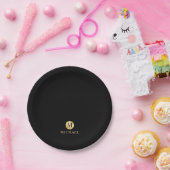 Luxus Black and Gold Personalisiert Monogram Pappteller (Party)