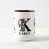 Luxus Black Monogram Letter K Individuelle Name Zweifarbige Tasse (Mittel)