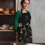 Luxus Gold Sparkle Backen Backen Utensil Bäckerei Schürze<br><div class="desc">Elegante und luxuriöse Bäckerei Schürze Design verfügt über ein Sortiment von unseren handgezeichnet Koch- und Backutensilien (Whisk, Stehmischer, Löffel & Rollen Button, Handmischer, Mischschüssel, Kuchen und Ständer, Koch Hut etc.) Die Geräte sind rund um die Schürze angeordnet. Eine elegante Schürze in Gold und Schwarz schafft eine elegante Bäckerei. Personalisieren Sie...</div>