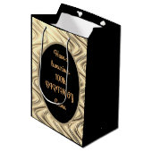 Luxus Gold und Schwarz Personalisiert 100. Geburts Mittlere Geschenktüte (Vorderseite Schrägansicht)