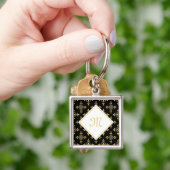 Luxus Monogram Black and Gold Quatre Floral Schlüsselanhänger (Hand)