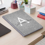 Luxus Silver Glitzer Sparkle Monogram Notebook Notizblock<br><div class="desc">Luxuriöse Silver Imitate Glitzer Sparkle Elegantes Mit Monogramm Notebook für Schule oder Arbeit. Das Notebook ist ideal für den Rückweg in die Schule oder für die Planung einer Hochzeit oder eines Brautparty</div>