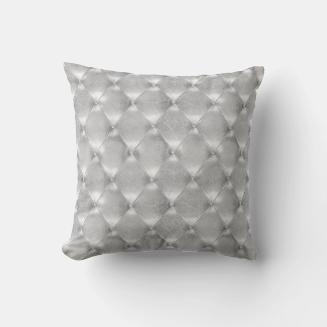 Luxus Silver Gray Tufted Leather Opulent Glam Kissen (Vorderseite)