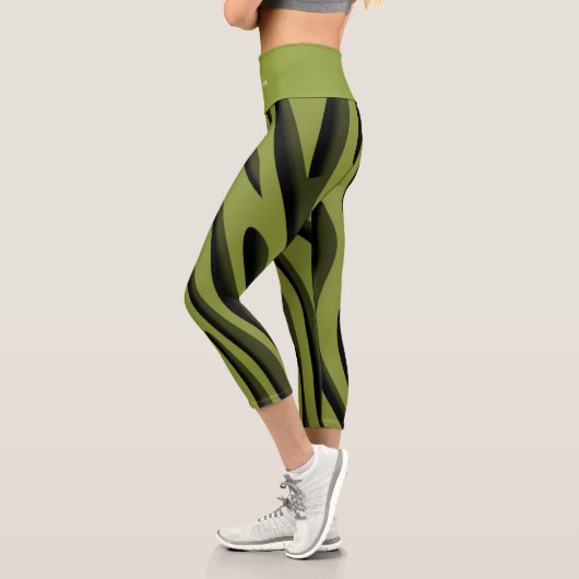 Luxus Soft Green 3D Zebra Wave Capri Leggings (Links)