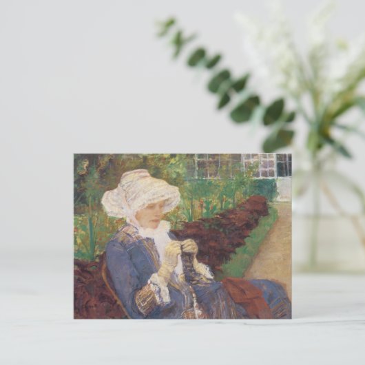 Lydia Crocheting in Garden at Marly, Mary Cassatt Postkarte (Stehend Vorderseite)