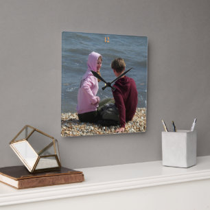 Lyme Liebe. Quadratische Wanduhr