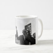 Lyndon Johnson mit Robert Kennedy Kaffeetasse (VorderseiteRechts)
