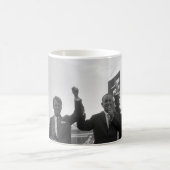 Lyndon Johnson mit Robert Kennedy Kaffeetasse (Mittel)