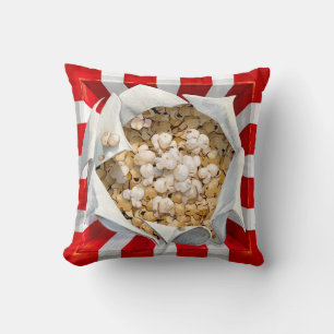 Lyrical Popcorn Movie Box Kissen