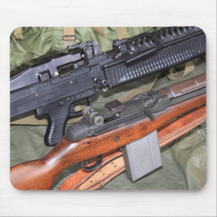 M60 u. M14 nebeneinander Mousepad
