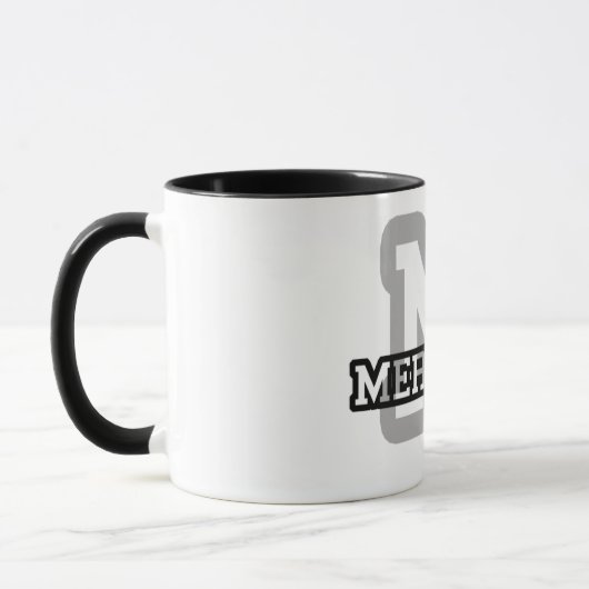 M ist für Mercedes Tasse (Links)