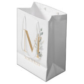 M Monogram Floral Personalisiert Medium Geschenkbe Mittlere Geschenktüte (Vorderseite Schrägansicht)