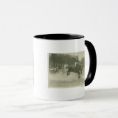 Mabel Strickland auf Fremdem Tasse (VorderseiteRechts)