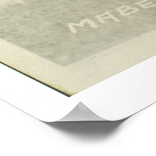 Mabel Strickland auf Stranger. Poster (Ecke)