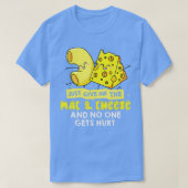 Mac und Käse Geschenk Macaroni Cheesy Noodle T-Shirt (Design vorne)