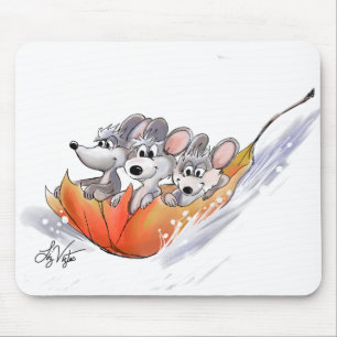 Mac und Moe's Winter Holiday Mousepad