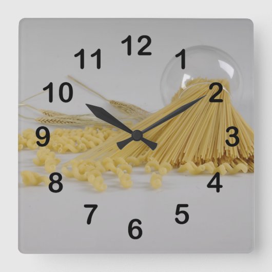 Macaroni Quadratische Wanduhr (Vorderseite)