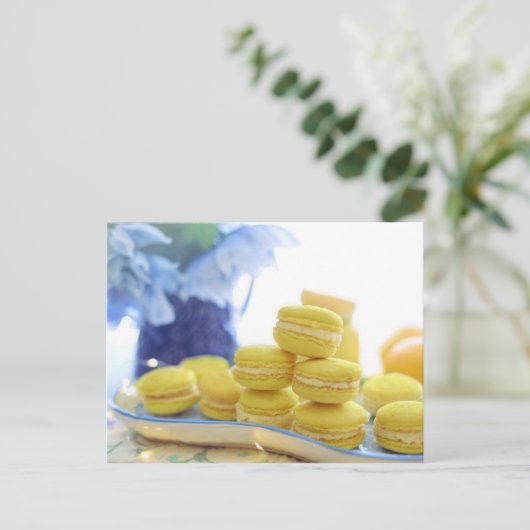Macarons Postkarte (Stehend Vorderseite)