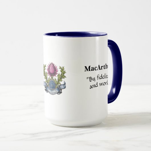 MacArthur Clan Abzeichen Tasse (VorderseiteRechts)