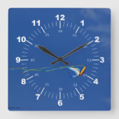 Macaw Kite Quadratische Wanduhr (Vorderseite)