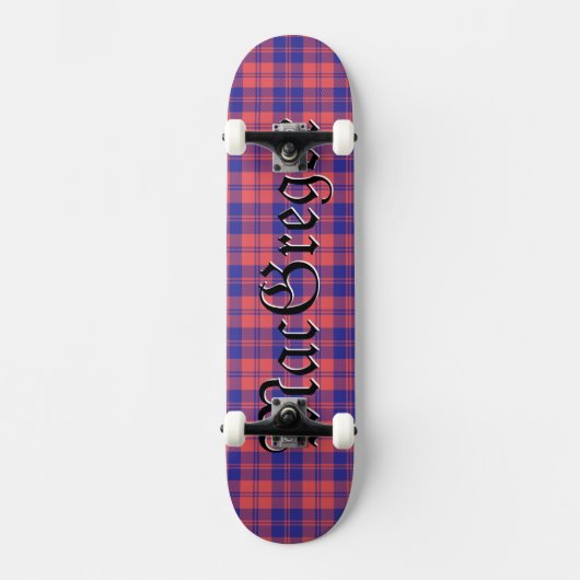 MacGregor Clan Tartan Schottisches Kariertes Muste Skateboard (Vorderseite)