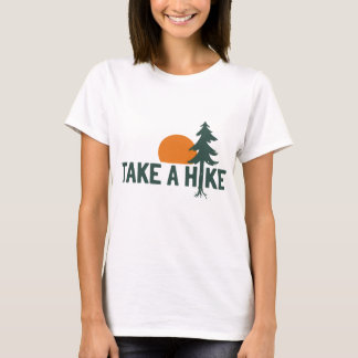 Mache einen Ausflug Lustiges Outdoor-Abenteuer-Des T-Shirt