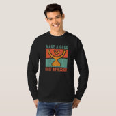Machen Sie ein gutes Shirt für den ersten Eindring (Vorne ganz)