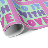 Machen Sie es mit Liebe-GIFrampe Geschenkpapier (Rolleneckpunkt)