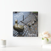 Machen Sie Platz für die Entenlings Quadratische Wanduhr (Zuhause)