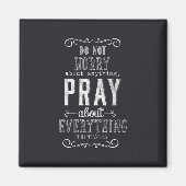 Machen Sie sich keine Sorgen über irgendetwas Bete Magnet (Vorne)