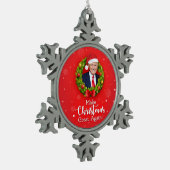 Machen Sie Weihnachten wieder großartig Trump MAGA Schneeflocken Zinn-Ornament (Links)