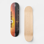Machen Sie Wellen Ltd. und nummerierten Skateboard (Vorderseite)