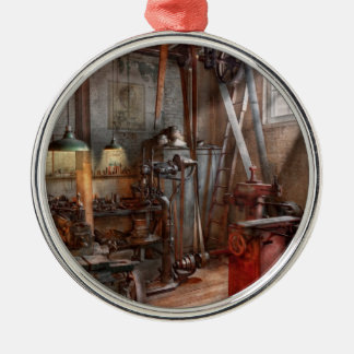 Machinist - Die moderne Werkstatt Silbernes Ornament