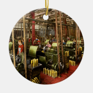 Machinist - War - Belts and Bombs 1916 Keramik Ornament