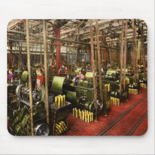 Machinist - War - Belts and Bombs 1916 Mousepad