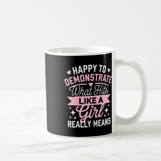 Mächtiges Karate-Mädchen Statement Design Kaffeetasse (Rechts)