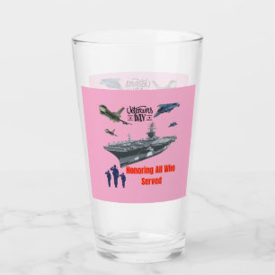 Mächtiges militärisches Rosa ehrend Glas