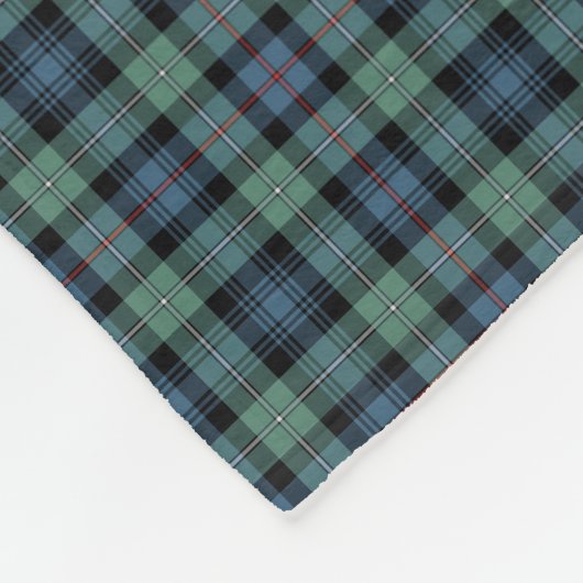 Mackenzie Clan Light Green und Blue Ancient Tartan Fleecedecke (Ecke)
