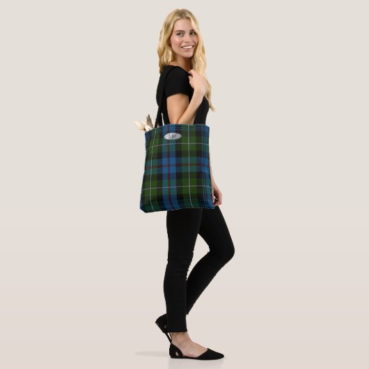 MACKENZIE TARTAN Mit Monogramm Tasche für sie (Am Model)